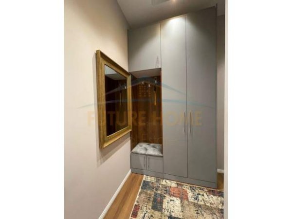Tirane, jepet me qera apartament 2+1+BLK Kati 3, 79 m² 800 Euro (21 dhjetori square 21)