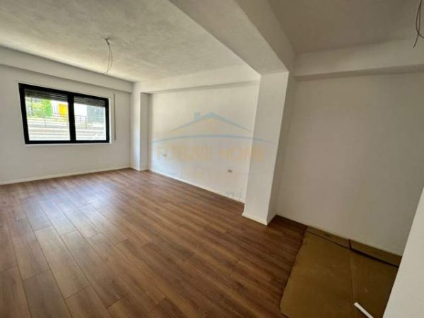 Tirane, shitet apartament 2+1 Kati 1, 117 m² 165.000 Euro (Kodra e Diellit)