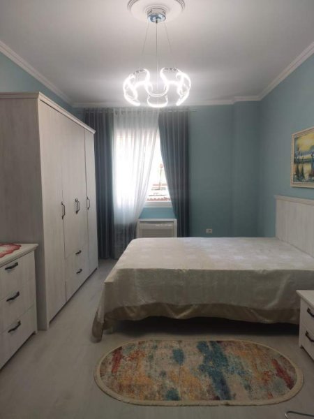 Tirane, jepet me qera apartament 2+1+BLK Kati 3, 110 m² 600 Euro (Ali Demi)