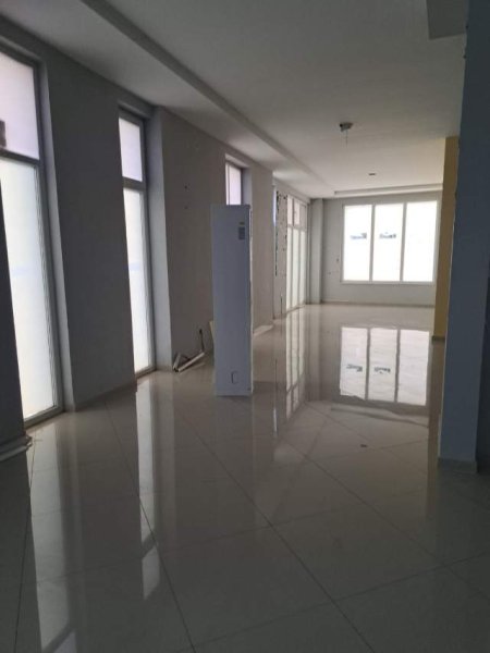 Tirane, jepet me qera ambjent biznesi Kati 0, 165 m² 800 Euro (Rruga Gjergj Legisi Tiranë,Shqipëria)