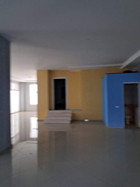 Tirane, jepet me qera ambjent biznesi Kati 0, 165 m² 800 Euro (Rruga Gjergj Legisi Tiranë,Shqipëria)