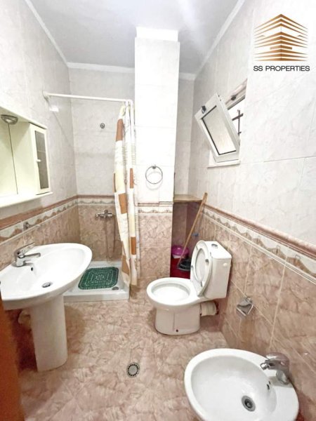 Tirane, shitet apartament 1+1 Kati 9, 61 m² 125.000 Euro (Rruga e Kavajes)