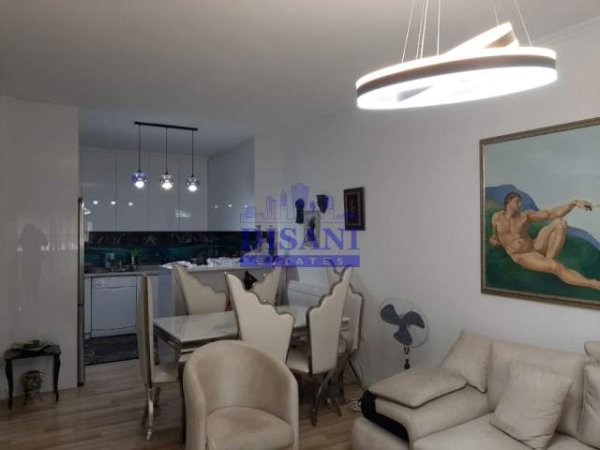 Tirane, shitet apartament 3+1+BLK Kati 3, 148 m² 208.000 Euro (Kompleksi Panorama)