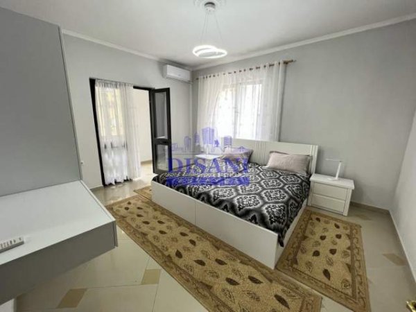 Tirane, jepet me qera apartament 1+1 Kati 2, 65 m² 500 Euro (Tregu Elektrike)