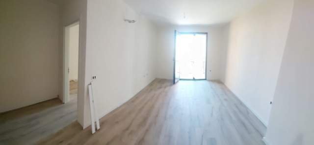 Tirane, jepet me qera ambjent biznesi Kati 2, 135 m² 900 Euro (Hoxha Tahsim)