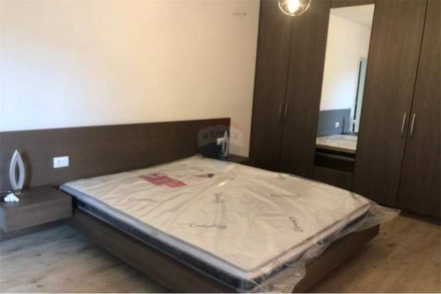 Tirane, jepet me qera apartament 2+1+BLK Kati 6, 95 m² 600 Euro (Rruga e Kavajes)