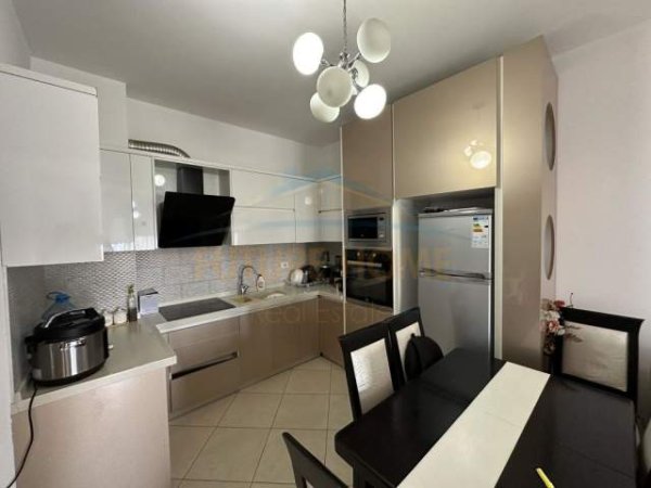 Tirane, shes apartament 2+1+BLK Kati 4, 94 m² 100.000 Euro (Golden Park)