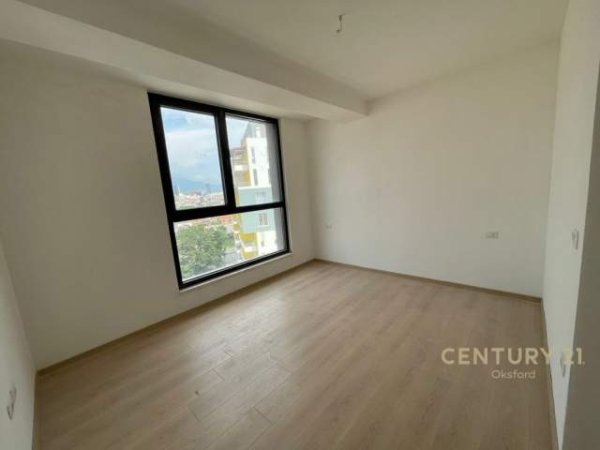 Tirane, shitet apartament 2+1 Kati 9, 93 m² 112.000 Euro