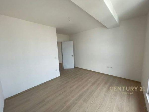 Tirane, shitet apartament 2+1 Kati 9, 93 m² 112.000 Euro