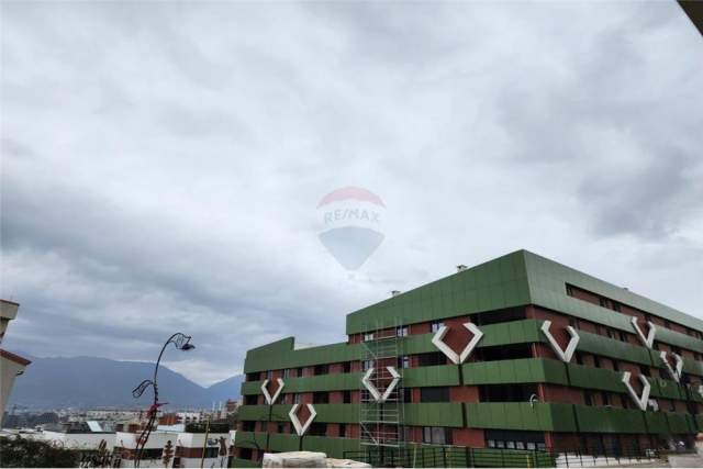 Tirane, shes 3+1 Kati 3, 132.000 Euro (Zgjatimi i Kodres se Diellit 1)