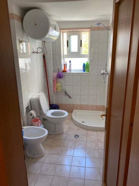 Tirane, jepet me qera apartament 1+1+A+BLK Kati 3, 78 m² 45.000 Leke (Myslym Shyri)