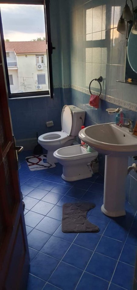 Tirane, jepet me qera apartament 1+1 Kati 5, 52 m² 420 Euro (Sami Frasheri)