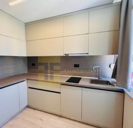 Tirane, jepet me qera , 128 m² 1.900 € (3 Garsoniere për qera, Ideale per BnB, Qendër, Rruga Luigi Gurakuqi, Tiranë)