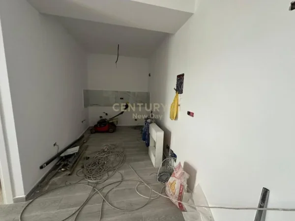Durres, shitet apartament 2+1 Kati 0, 83 m² 105.000 € (Golem, Durres)