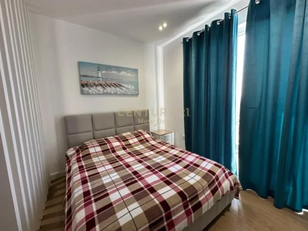 Durres, shitet garsonier 1+1 Kati 6, 45 m² 90.000 € (Qerret)