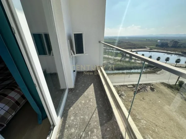 Durres, shitet garsonier 1+1 Kati 6, 45 m² 90.000 € (Qerret)