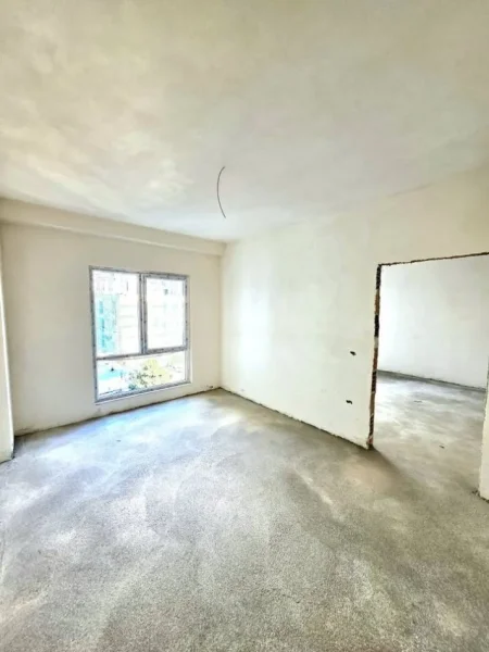 Tirane, shitet apartament 1+1+Ballkon Kati 5, 65 m² 106.598 € (Rruga Dibres)