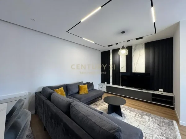 Tirane, jepet me qera apartament 2+1+Aneks+Ballkon Kati 6, 111 m² 950 € (Ish-Tregu Elektrik)