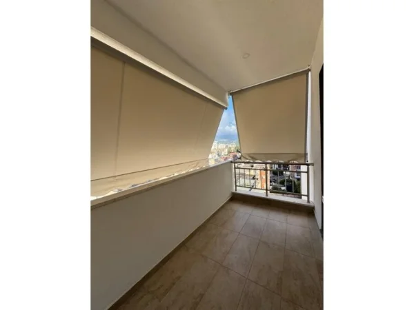 Tirane, jepet me qera apartament 2+1+Aneks+Ballkon Kati 6, 111 m² 950 € (Ish-Tregu Elektrik)
