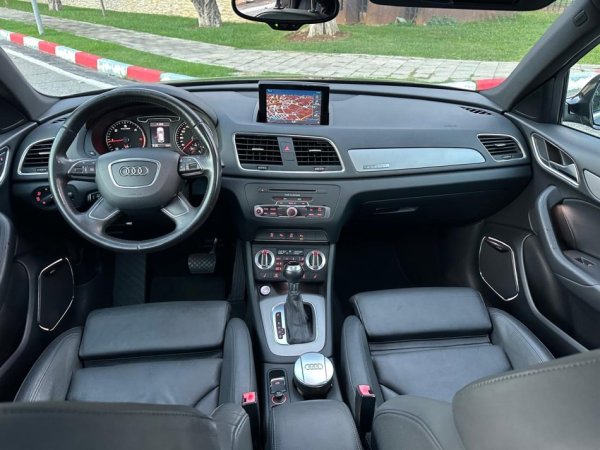 Tirane, shes SUV AUDI Q3 QUATTRO 2.0 TDI Nafte, e zeze automatik Klima 173.000 km