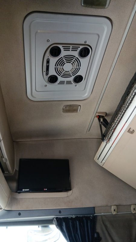 Shes Trajler Scania 480 Nafte, gri metalizato automatik Klima 20.000 €