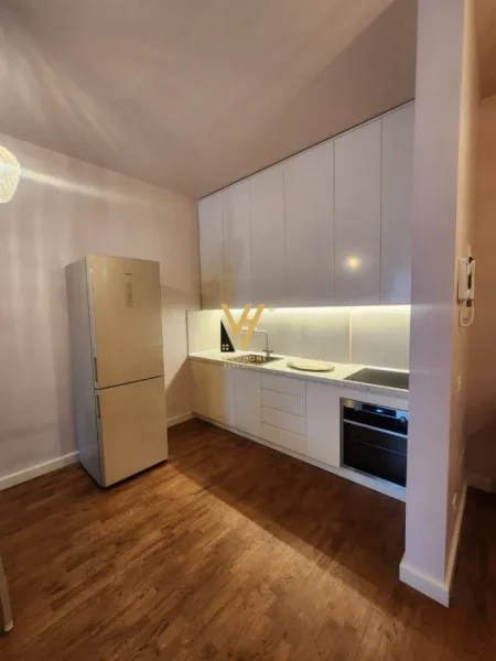 Tirane, jepet me qera apartament 2+1+Ballkon Kati 2, 107 m² 1.500 € (RRUGA E KOSOVAREVE)
