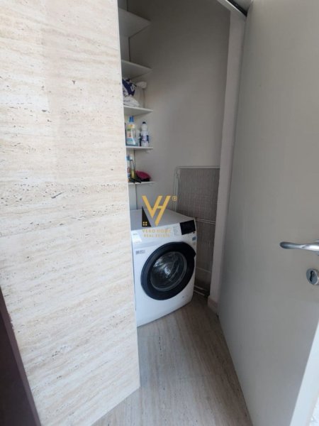 Tirane, jepet me qera apartament 2+1+Ballkon Kati 2, 107 m² 1.500 € (RRUGA E KOSOVAREVE)