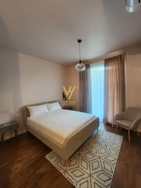 Tirane, jepet me qera apartament 2+1+Ballkon Kati 2, 107 m² 1.500 € (RRUGA E KOSOVAREVE)