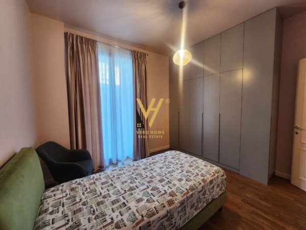 Tirane, jepet me qera apartament 2+1+Ballkon Kati 2, 107 m² 1.500 € (RRUGA E KOSOVAREVE)