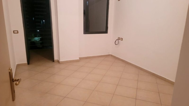Tirane, jepet me qera apartament 2+1 Kati 6, 95 m² 350 € (Astir)