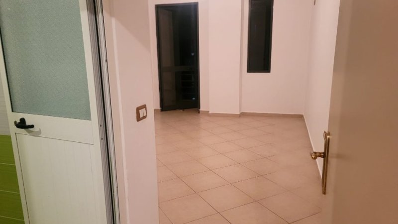 Tirane, jepet me qera apartament 2+1 Kati 6, 95 m² 350 € (Astir)