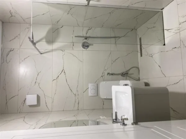 Tirane, jepet me qera apartament 1+1 Kati 2, 73 m² 750 € 