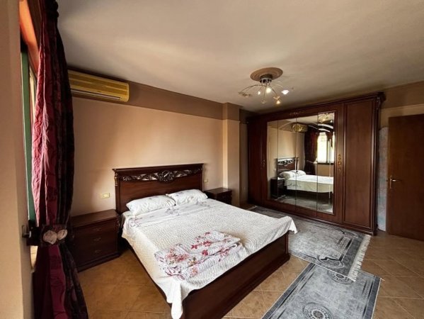 Durres, jepet me qera apartament 1+1 Kati 8, 85 m² 350 € (Plazh,Durres)