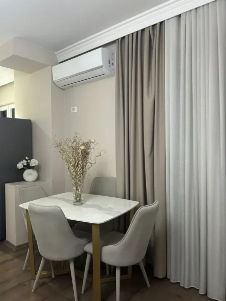 Tirane, jap me qera apartament 1+1 Kati 8, 80 m² 450 € (Yzberisht)