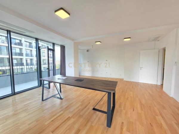 Tirane, jepet me qera zyre Kati 3, 158 m² 1.850 € (Lake View Residences)