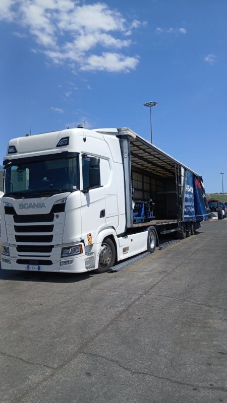 Itali, shes Koke Trajleri Scania s500 Nafte, e bardhë automatik Klima 65.000 €