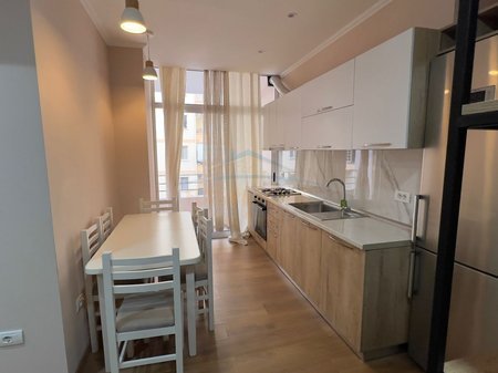 Tirane, jepet me qera apartament 1+1+Ballkon Kati 2, 67 m² 400 € (Kompleksi Fratari)