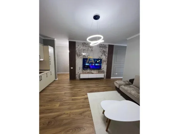 Tirane, shitet apartament 2+1 Kati 5, 90 m² 143.000 € (Miisto Mame, Yzberisht)