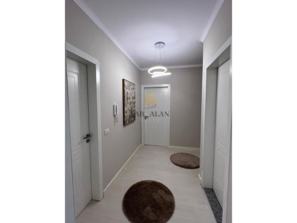 Tirane, shitet apartament 2+1 Kati 7, 97 m² 155.000 € (Astir, Kompleksi Raffaelo)