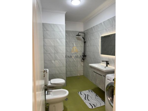 Tirane, shitet apartament 2+1 Kati 7, 97 m² 155.000 € (Astir, Kompleksi Raffaelo)