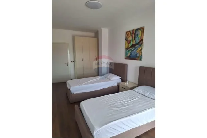 Tirane, shitet apartament 2+1 Kati 5, 120 m² 192.000 € (Rruga Don Bosko)
