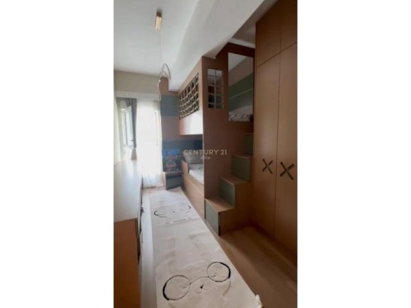 Tirane, shitet apartament 2+1 Kati 3, 87 m² 170.000 € (Ali Demi)