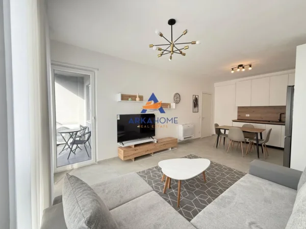 Tirane, jepet me qera apartament 2+1+Ballkon Kati 1, 84 m² 550 € (qtu)