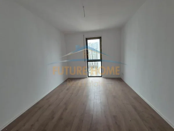 Tirane, shitet apartament 3+1 Kati 5, 136 m² 216.000 € (Kompleksi Akses Tirana.)