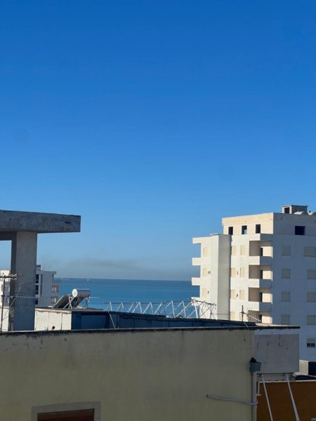 Durres, shitet apartament 2+1+Ballkon Kati 10, 85 m² 128.000 € (Rruga Pavarsia Durres)