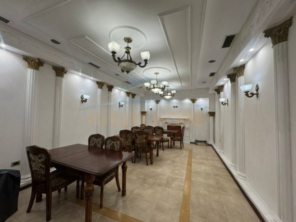 Tirane, jepet me qera ambjent biznesi Kati -1, 418 m² 2.900 € 