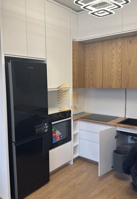 Tirane, jepet me qera apartament 1+1 Kati 6, 60 m² 450 € (Bulevard Kashar)