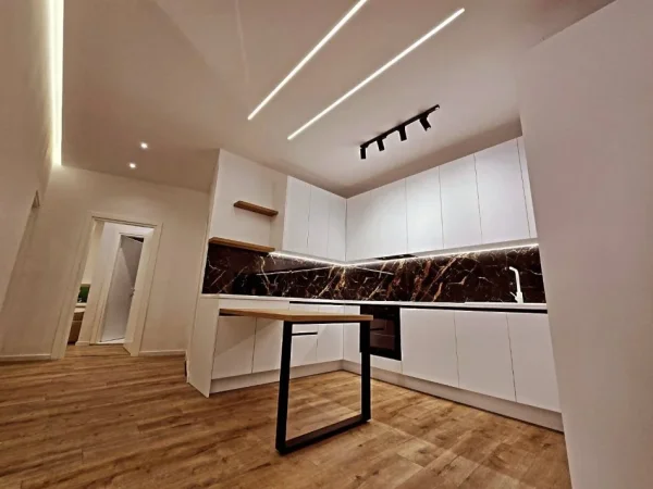 Tirane, shitet apartament 2+1 , 134 m² 259.000 € (kopshti zoologjik)