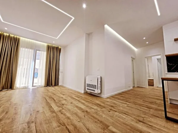 Tirane, shitet apartament 2+1 , 134 m² 259.000 € (kopshti zoologjik)