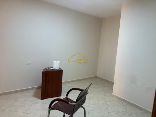 Tirane, jepet me qera apartament 2+1 Kati 7, 93 m² 350 € (ASTIR)